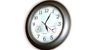 Daylight saving ends at midnight of October 31